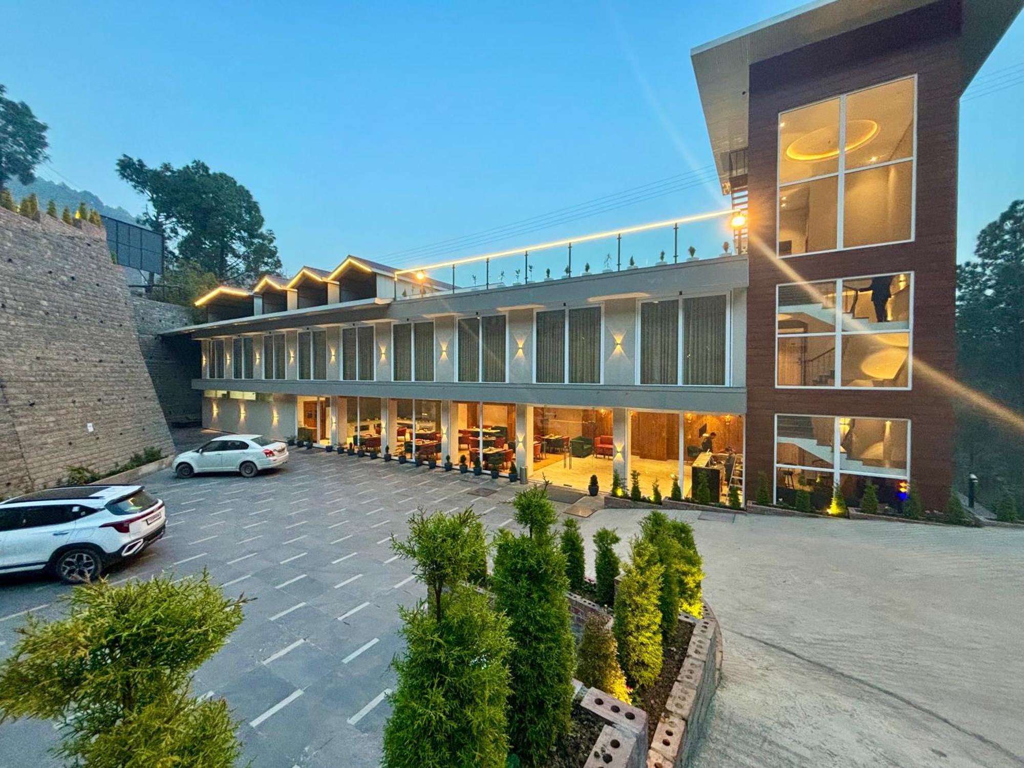 Arnisa Kasauli - A Boutique Hotel Kültér fotó
