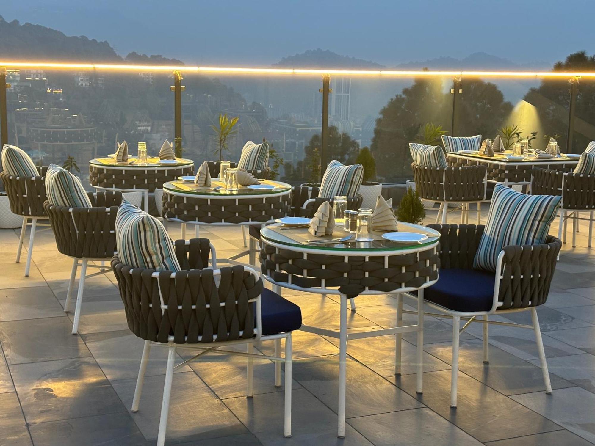 Arnisa Kasauli - A Boutique Hotel Kültér fotó